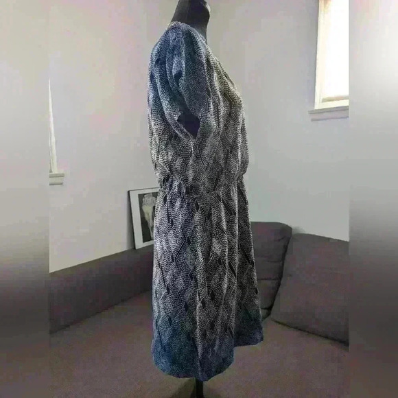 Forever 21 Contemporary Shirt Dress -- Size M -- Light, airy, 80s vibe - Picture 5 of 9